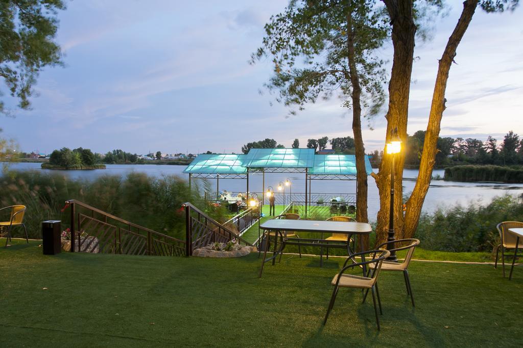 Hôtel Green Land à Aktobé Extérieur photo